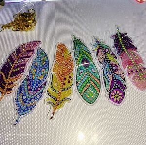 THIS IS FOR SELL ONCE IM DONE MAKING THEM Diamond art handmade stuff
